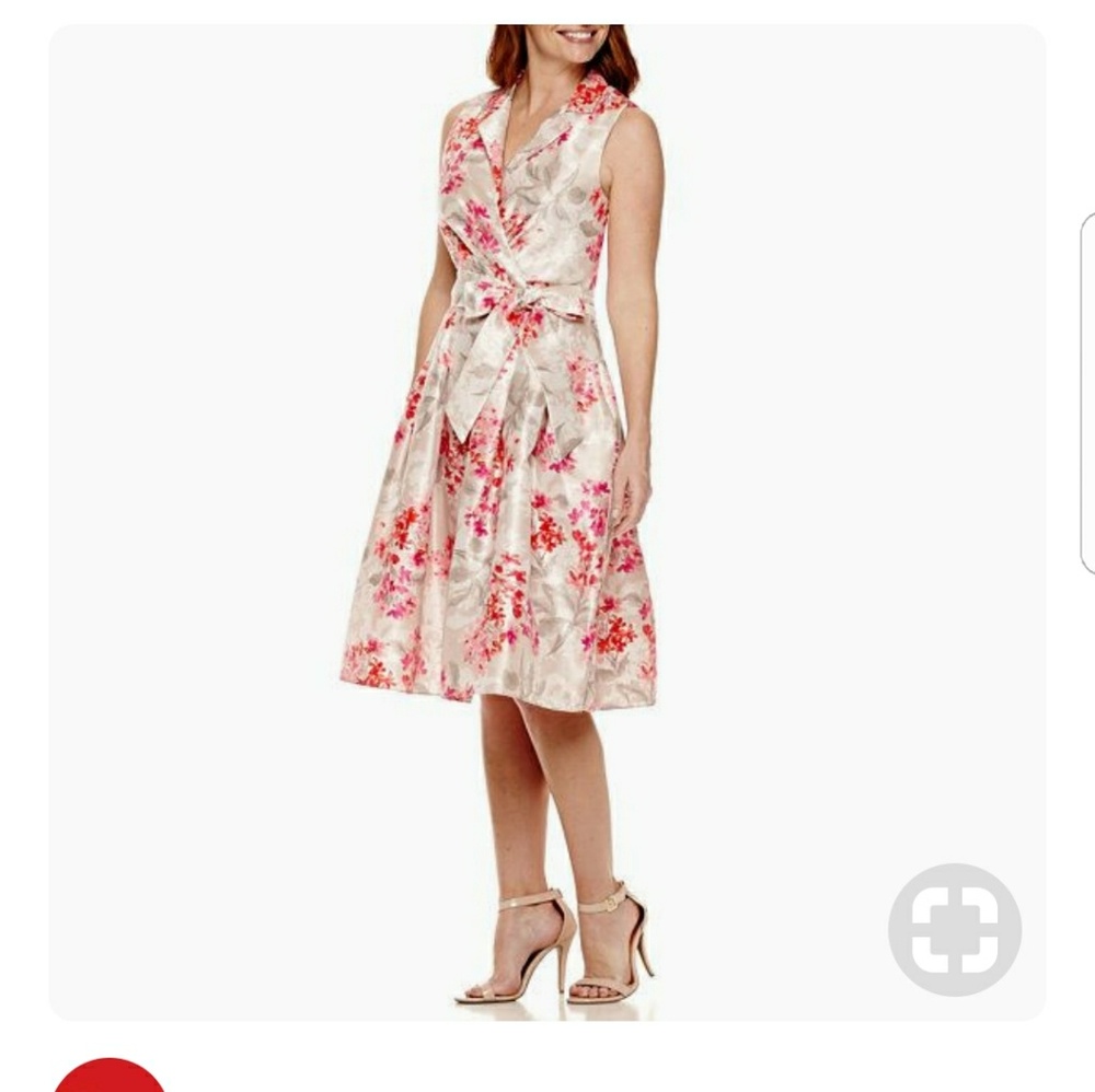 Jessica Howard Lovely Floral dress